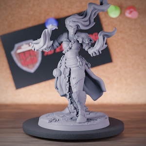 Gigante de fuego femenino Maga Miniatura Jefe Jotun Dungeons and Dragons Mini RPG Mesa Miniatura DnD Pintura Pathfinder 5e DnD / CnP