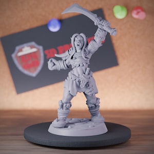 Female Orc Fighter Miniature Dungeons and Dragons Mini RPG Tabletop Miniature DnD Painting Pathfinder 5e DnD | GM