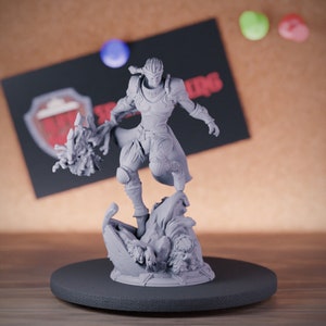 Cleric Human Miniature Dungeons and Dragons Water Cleric Mini RPG Tabletop Miniature DnD Painting Pathfinder 5e DnD | DMs