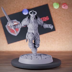 Oathbreaker Paladin Human Miniature Fighter Mini Dungeons and Dragons Mini RPG Tabletop Miniature DnD Painting Pathfinder 5e DnD | DB