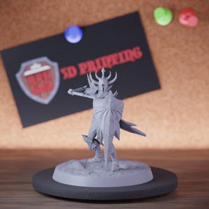 Drow Infantry Miniature Shield Sword Blocking Mini Dungeons and Dragons Mini RPG Tabletop Miniature DnD Painting Pathfinder 5e DnD | Lop