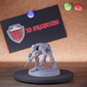 Savage Ghoul Zombie Miniature Crawl Mini Dungeons and Dragons Mini RPG Tabletop Miniature DnD Painting Pathfinder 5e DnD | Lop