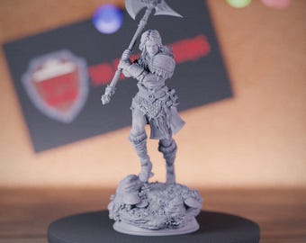 Kriegerin Barbarin mit Axt Miniatur | 28mm-75mm | Harz 3D Gedruckt D & D Pathfinder Mini | DMS