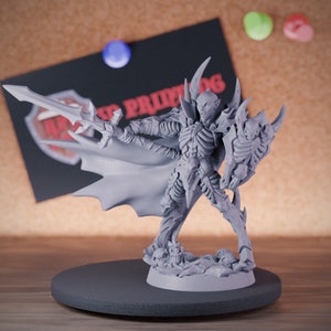 Vampire Lord Boss Miniature Curse of Strahd Mini Dungeons and Dragons Mini RPG Tabletop Miniature DnD Painting Pathfinder 5e DnD | AG