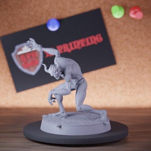 Demon Monster Miniature Lurking Sneaking Hellish Mini Dungeons and Dragons Mini RPG Tabletop Miniature DnD Painting Pathfinder 5e DnD | Cnp