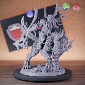 Rey Orco Guerrero en Miniatura Jefe Dungeons and Dragons Mini RPG Mesa Miniatura DnD Pintura Pathfinder 5e DnD / AG