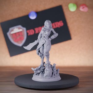 Drow Female Barbarian Miniature | 28mm-75mm | Resin 3D Printed D&D Pathfinder Mini | DMS
