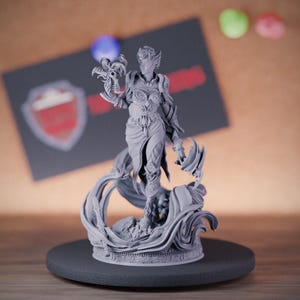 Miniatura de mago hechicero elfo / 28 mm-75 mm / Resina impresa en 3D D&D Pathfinder Mini / DMS