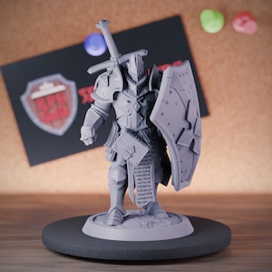 Templar Fighter Warrior Miniature Paladin Cleric Dungeons and Dragons Mini RPG Tabletop Miniature DnD Painting Pathfinder 5e DnD | LoP