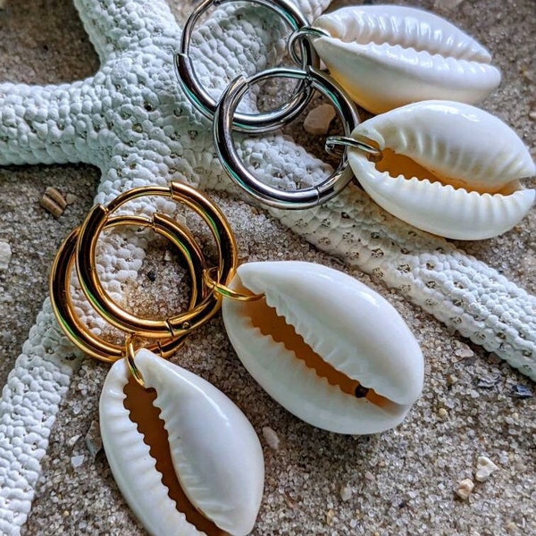 Muschelcreolen | Edelstahlcreolen mit Kauri Muscheln | Cowrie Earrings