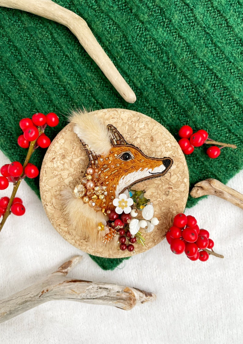 Fox brooch, Orange brooch, Beaded jewelry, Animal jewelry, Embroidery jewelry, Fox related gift, Handmade brooch image 1