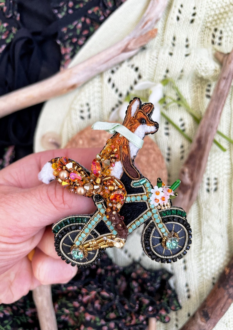 Fox brooch pin, Bike pin, fox pin, Beaded pin, Animal brooch, Bulk brooch, Beaded embroidery, Unique fox gift, Fox on bicycle brooch image 7