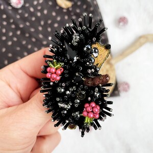 Hedgehog brooch, Hedgehog pin, Embroidered hedgehog, Beaded brooch, Beaded hedgehog, Gift for hedgehog lovers, Beaded jewelry, Cute Brooch image 4