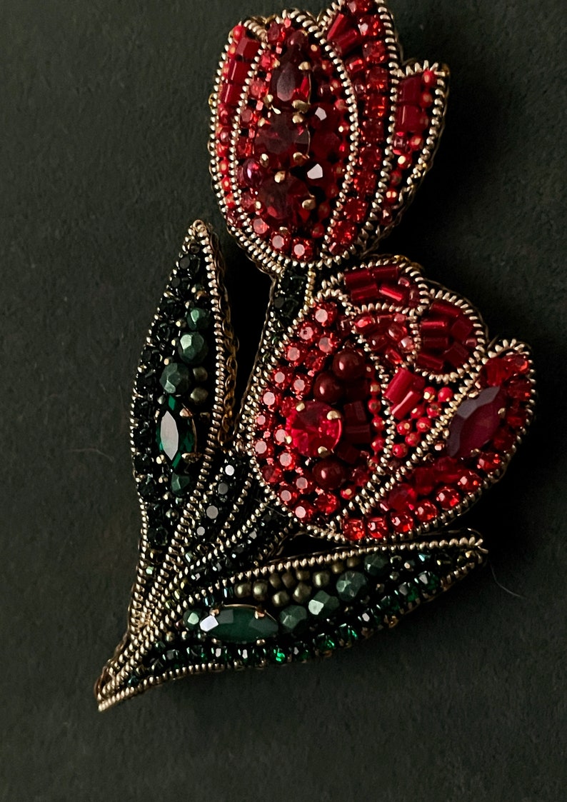 Red brooch pin, Flower brooch, Beaded flower brooch, Tulip brooch, Luxury pin, Beaded brooch, Crystal flower, Pearl Tulip, Embroidered Tulip image 9