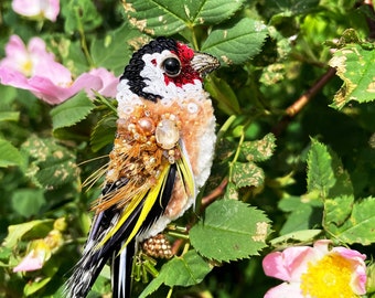 Bird pin brooch, Feather brooch pin, Crystal brooch, Bulk brooch, Womens brooch pin, Brooch for women, Modern brooch, Goldfinch brooch