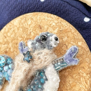 Squirrel brooch, Squirrel pin, Embroidered squirrel, Beaded brooch, Beaded squirrel, Gift for squirrel lovers, Handmade brooch, Winter pin image 3