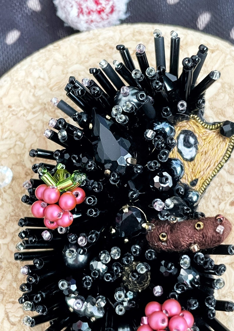 Hedgehog brooch, Hedgehog pin, Embroidered hedgehog, Beaded brooch, Beaded hedgehog, Gift for hedgehog lovers, Beaded jewelry, Cute Brooch image 2