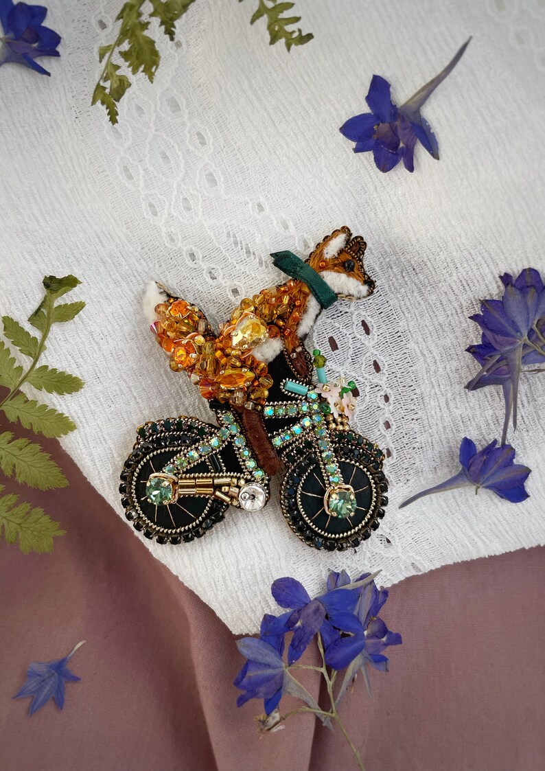 Fox brooch pin, Bike pin, fox pin, Beaded pin, Animal brooch, Bulk brooch, Beaded embroidery, Unique fox gift, Fox on bicycle brooch image 2