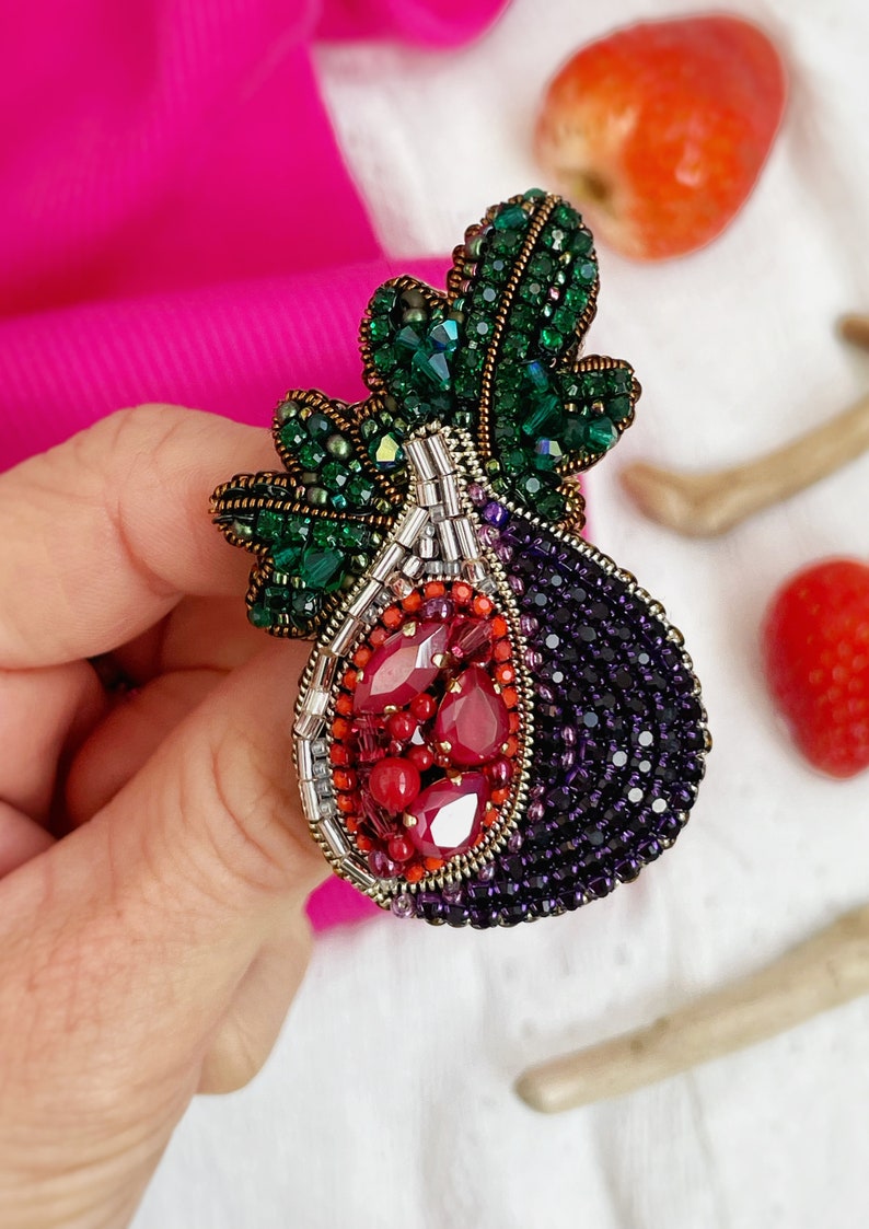 Figs, Fruit jewelry, Fruit accessories, Fruit gift, Fruit cute, Beaded fruit, Violet jewelry, Summer jewelry, Summer pin, Summer accessories, Figs pin, Figs brooch, Figs accessories, Fruit pin, Fruit brooch, Crystal fruit