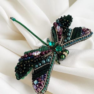 Sofisticata Spilla A Forma Di Libellula Con Cristalli Strass