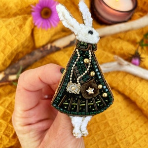 Rabbit brooch, Rabbit pin, Embroidered rabbit, Beaded brooch, Beaded rabbit, Gift for rabbit lovers, Handmade brooch, Fashion brooch image 5