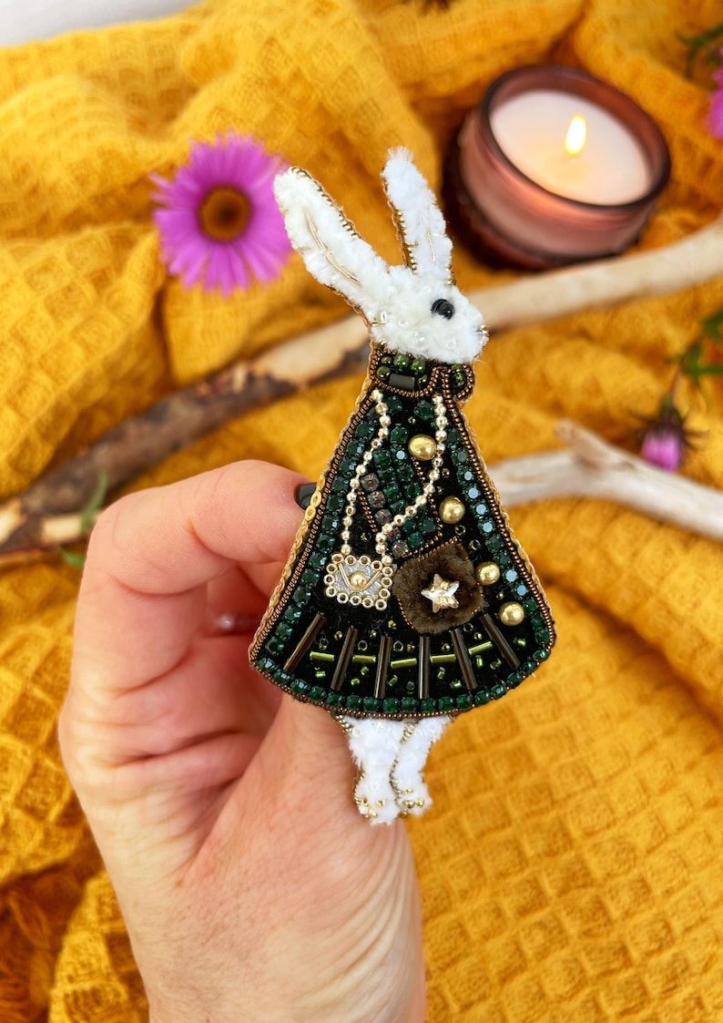 Rabbit brooch, Rabbit pin, Embroidered rabbit, Beaded brooch, Beaded rabbit, Gift for rabbit lovers, Handmade brooch, Fashion brooch image 5