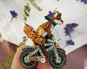 Fox brooch pin, Bike pin, fox pin, Beaded pin, Animal brooch, Bulk brooch, Beaded embroidery, Unique fox gift, Fox on bicycle brooch