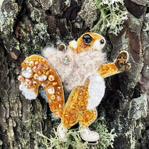 Squirrel brooch, Squirrel pin, Embroidered squirrel, Beaded brooch, Beaded squirrel, Gift for squirrel lovers, Handmade brooch, Winter pin image 5