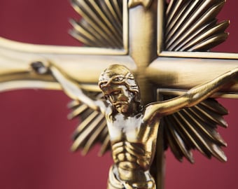 Crucifix en laiton avec socle, Croix, Don Catholique, Crucifix, Art Sacré, Don Religieux