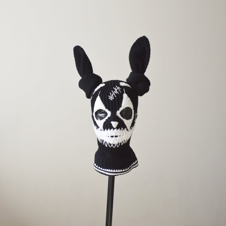 Máscara de esquí personalizada con orejas de conejo joker 3 agujeros Sombrero de conejo payaso espeluznante de ganchillo para hombres y mujeres Pasamontañas lindos de punto Trajes de sombrero de Halloween imagen 4