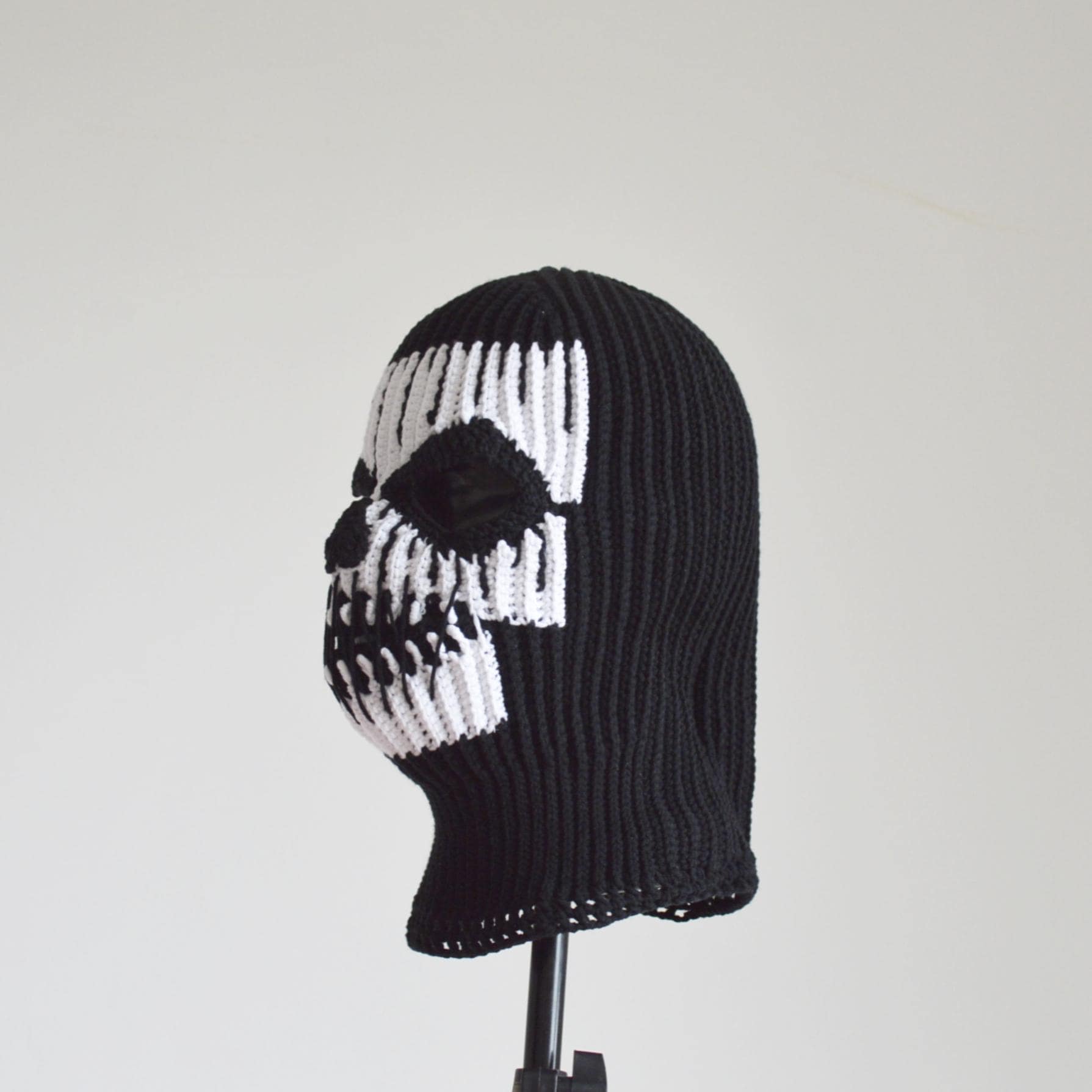 Custom Crochet Skull Mask: Handmade Skary Knit Balaclava - Black