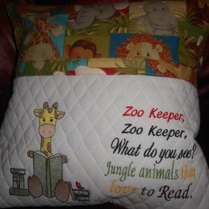 Giraffe Reading Pocket Pillow: Embroidered Cotton Kids Gift