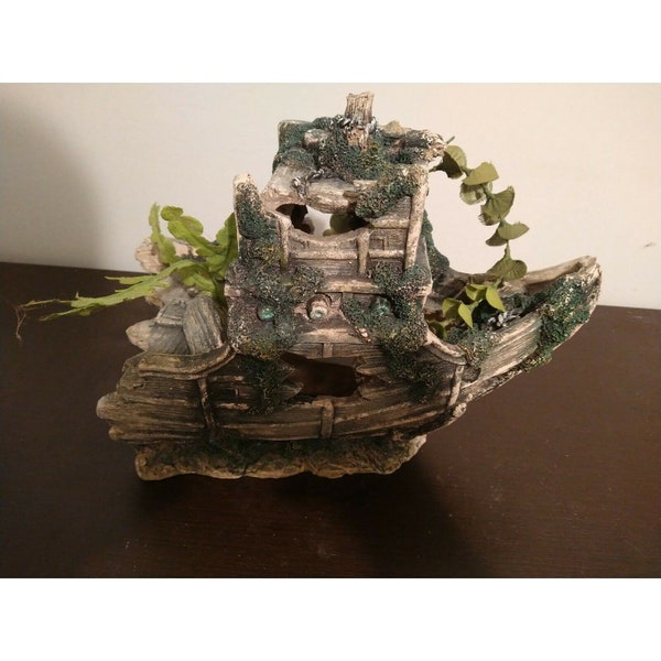 fish tank decorations Large Half Shipwreck