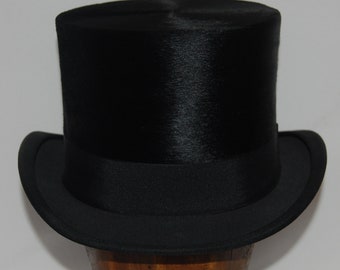 Stunning Vintage Antique Silk Top Hat, UK size 7 1/8, US size 7 1/4, Euro size 58