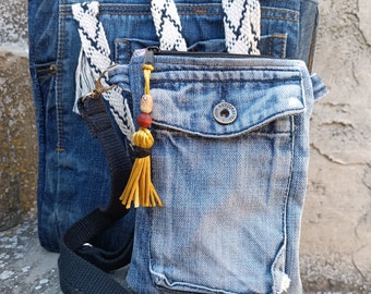 Denim mobiele telefoonhouder tas. Duurzame denim tas met een casual stijl voor dagelijks gebruik. Handgemaakte gerecyclede denim tas. Kleine tas