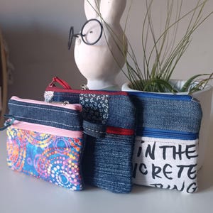 Monedero de Estilo Vintage. Cartera vaquera reciclada. Cartera Sostenible y Original. Regalo hecho a mano