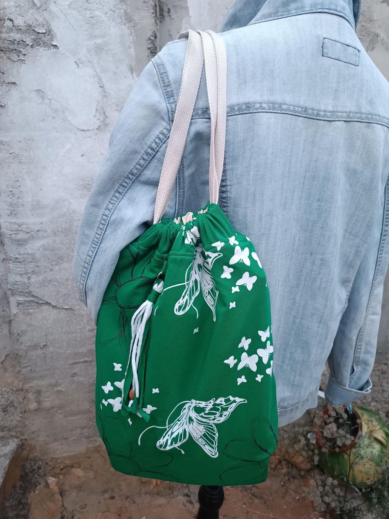 Cómoda y práctica para tu día a día. Cintas de 2cm para mayor comodidad