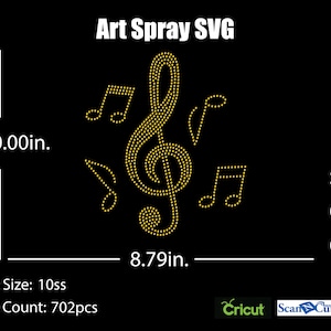 Puede incluir: Una clave de sol dorada con notas musicales, que mide 22,3 cm por 25,4 cm. La imagen incluye el texto "Art Spray SVG", "svg", "dxf", "eps", "Cricut", "ScanCut" y "S".