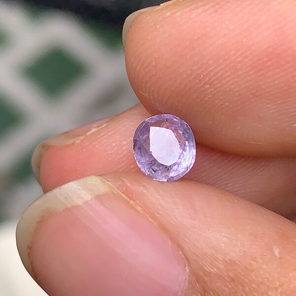 0.61ct lavender sapphire, purple sapphire, natural sapphire, sapphire unheat, sapphire Vietnam