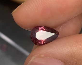 1.94ct natural purple spinel Viet Nam