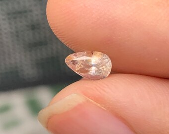 0.60ct milky Yellow sapphire, opalescent milky Yellow sapphire, silky yellow sapphire