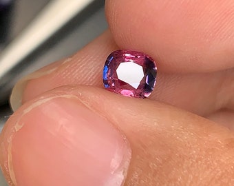 0.78ct natural orange blue sapphire