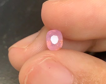 0.70ct milky pink sapphire, opalescent milky pink sapphire, silky pink sapphire