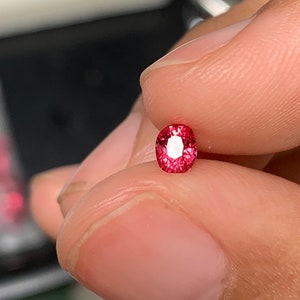 0.31ct natural red spinel Viet Nam