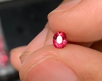 0.31ct natural red spinel Viet Nam