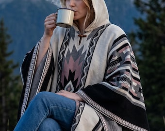 Alpaca Wool Poncho in white/gray. Navajo Southwestern Poncho Handcrafted by Indigenous Hands. Soft and warm with hood. One size Unisex