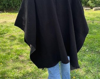 Alpaca Poncho with Hood in color black | Black Mountain | Soft Comfortable Wool  Lightweight | Native | Made by Indigenous Hands | Gift idea