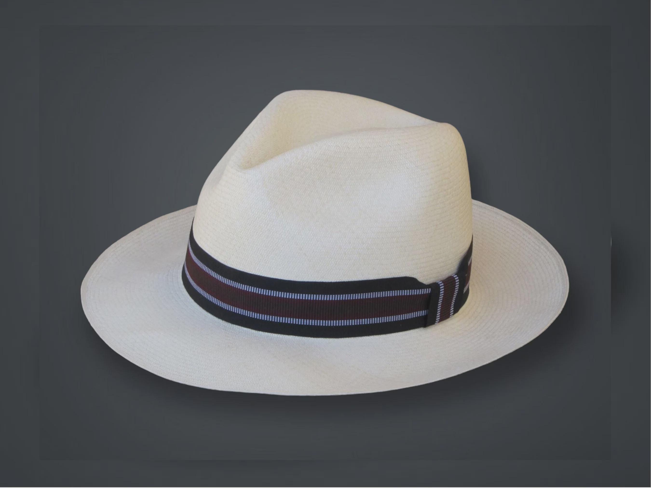 Genuine Panama Hat From Montecristi Ecuador -  display picture 1