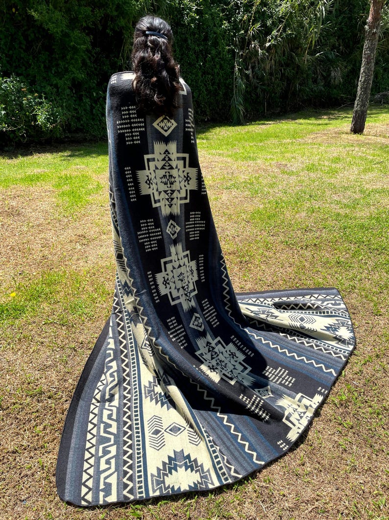 Alpaca Wool Blanket in color blue and white in King size with a geometric Navajo pattern, reversible