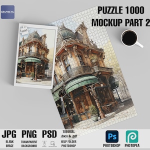 Könnte beinhalten: Ein Mockup eines 1000-teiligen Puzzles mit einem Aquarellbild eines Gebäudes mit einem grünen Vordach. Das Puzzle liegt auf einer grauen Oberfläche mit einer Tasse Kaffee und einer Lupe. Der Text "PUZZLE 1000 MOCKUP PART 2" befindet sich oben im Bild.